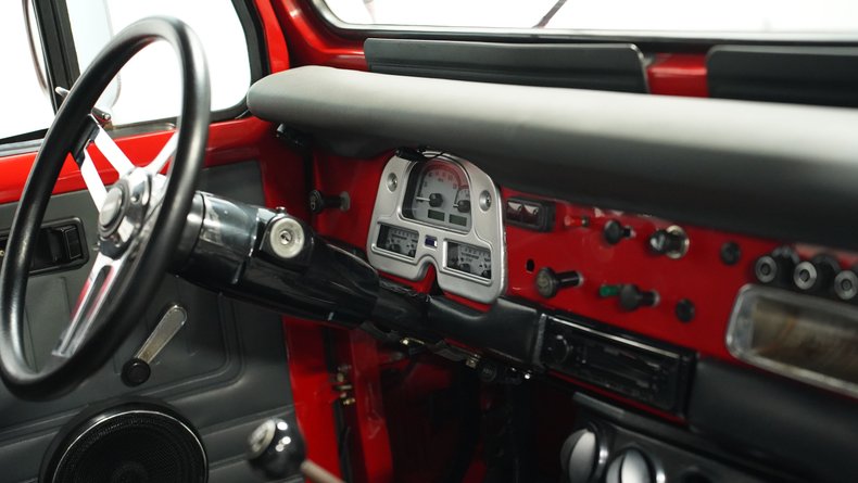 Toyota-Land-cruiser-1979-Red-Black-45