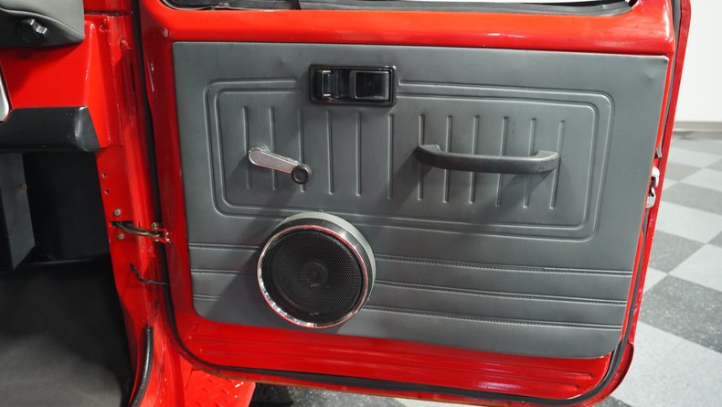 Toyota-Land-cruiser-1979-Red-Black-46