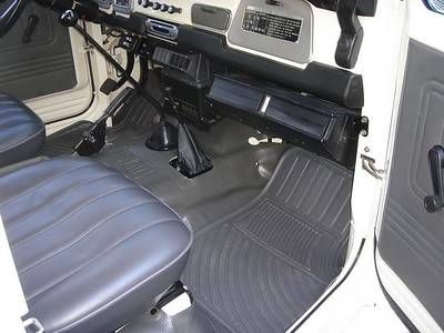 Toyota-Land-cruiser-1979-White-14