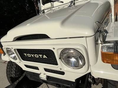 Toyota-Land-cruiser-1979-White-16