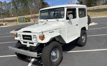 Toyota-Land-cruiser-1979-White-21