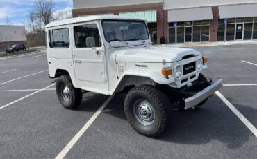 Toyota-Land-cruiser-1979-White-22