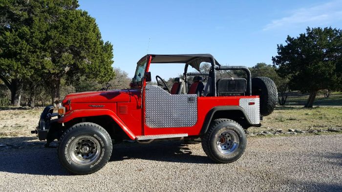 Toyota-Land-cruiser-1981-4