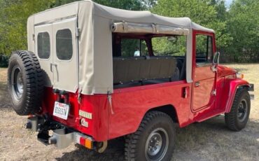 Toyota-Land-cruiser-1982-7
