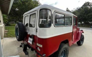 Toyota-Land-cruiser-1982-Red-25