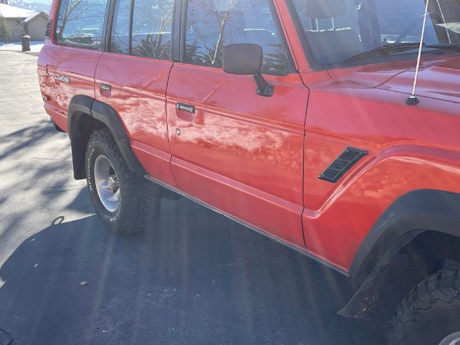 Toyota-Land-cruiser-1983-Orange-Tan-3