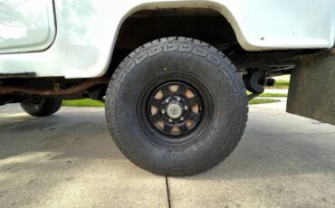 Toyota-Land-cruiser-1983-White-5