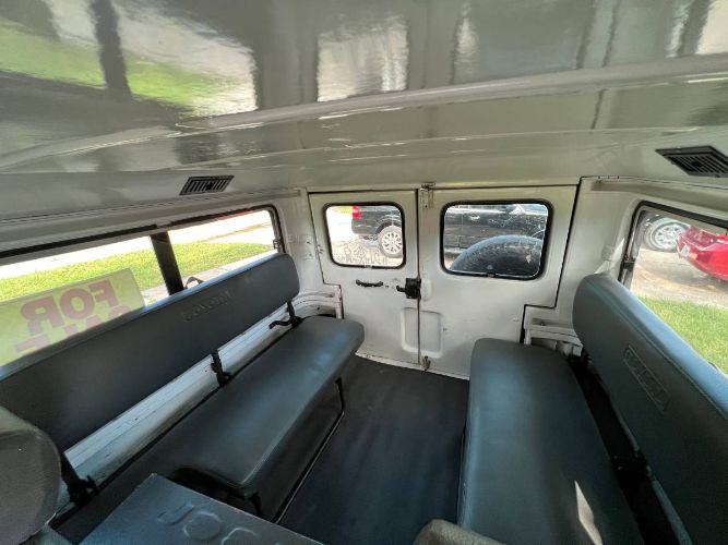 Toyota-Land-cruiser-1983-White-9