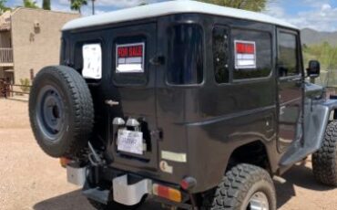 Toyota-Land-cruiser-1984-1