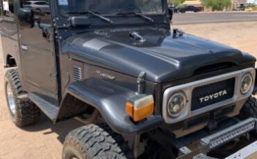 Toyota-Land-cruiser-1984-2