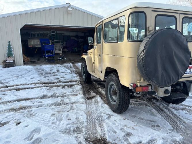Toyota-Land-cruiser-1984-3