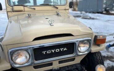 Toyota-Land-cruiser-1984-5
