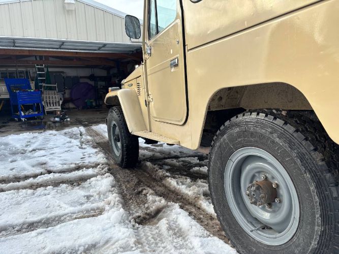Toyota-Land-cruiser-1984-7