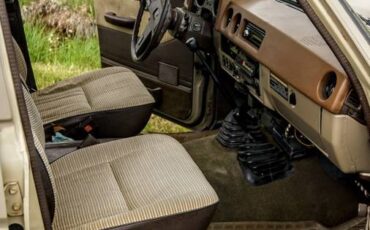 Toyota-Land-cruiser-1984-7