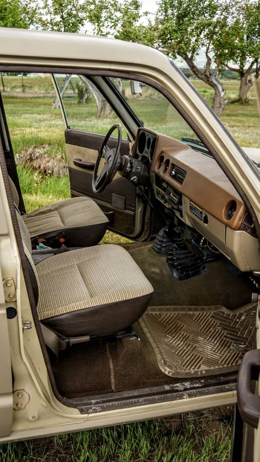 Toyota-Land-cruiser-1984-7
