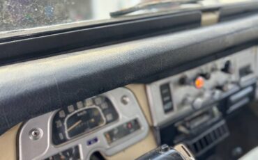 Toyota-Land-cruiser-1984-9