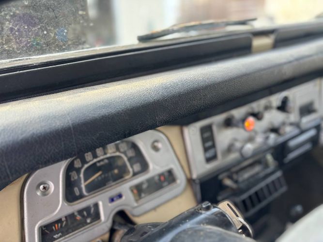 Toyota-Land-cruiser-1984-9