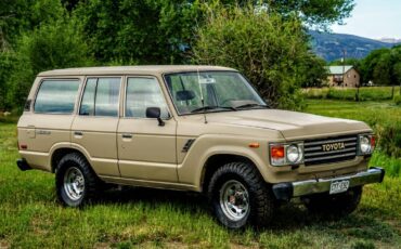 Toyota-Land-cruiser-1984-9