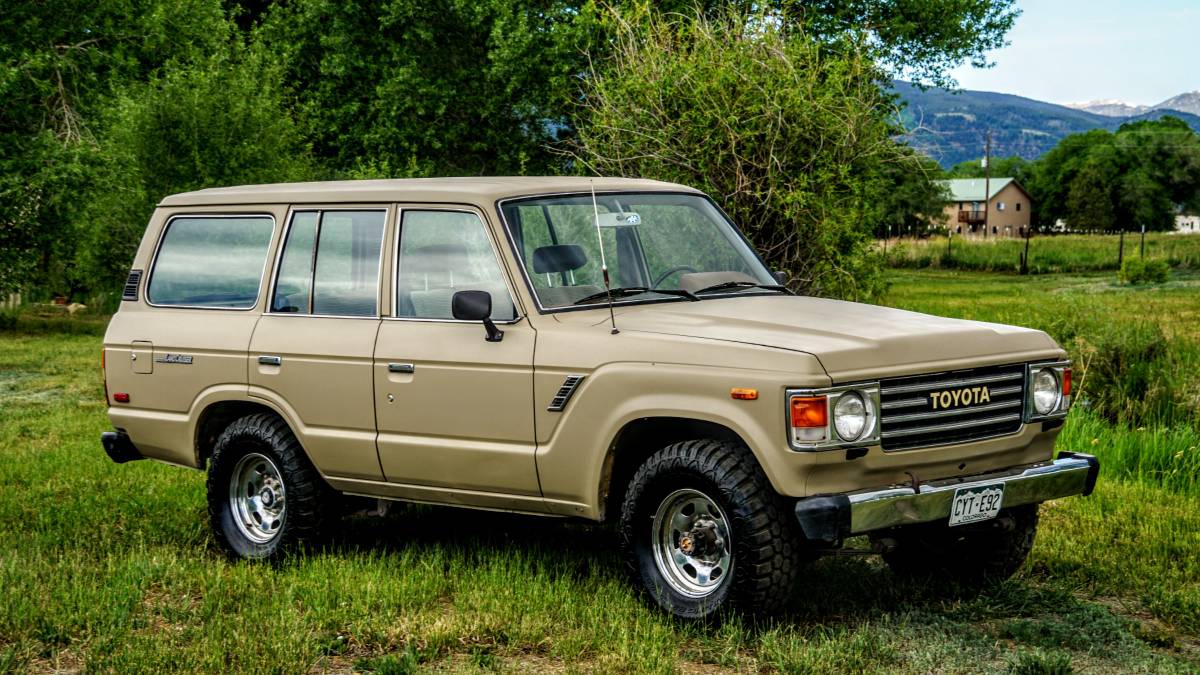 Toyota-Land-cruiser-1984-9