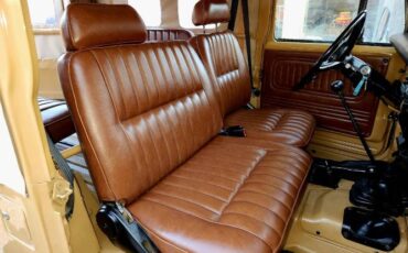Toyota-Land-cruiser-1984-Brown-13