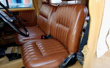 Toyota-Land-cruiser-1984-Brown-3