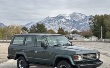 Toyota-Land-cruiser-1984-Green-Tan