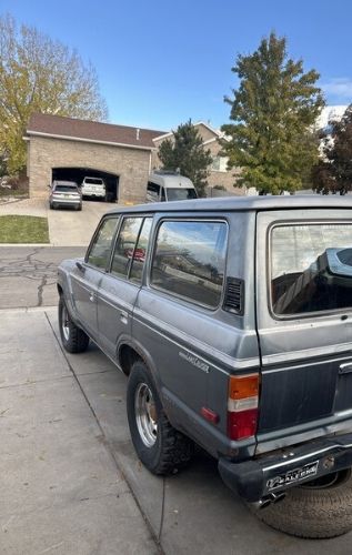 Toyota-Land-cruiser-1985-Blue-Gray-1