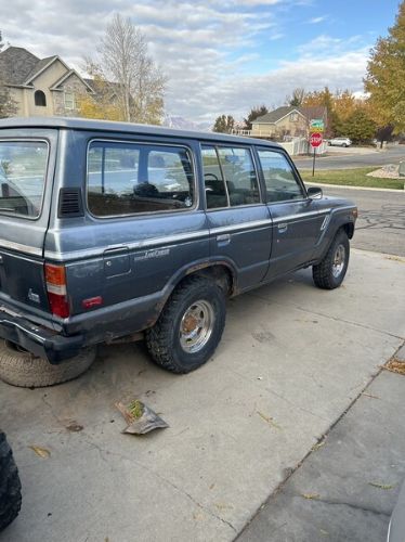 Toyota-Land-cruiser-1985-Blue-Gray-6
