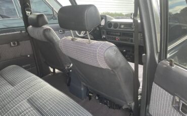 Toyota-Land-cruiser-1986-Gray-12