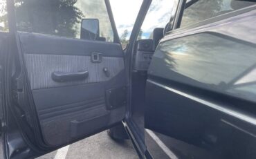 Toyota-Land-cruiser-1986-Gray-14