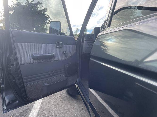 Toyota-Land-cruiser-1986-Gray-14