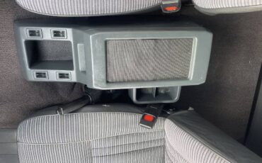 Toyota-Land-cruiser-1986-Gray-6