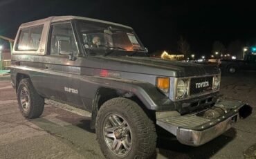 Toyota-Land-cruiser-1987-Gray-5