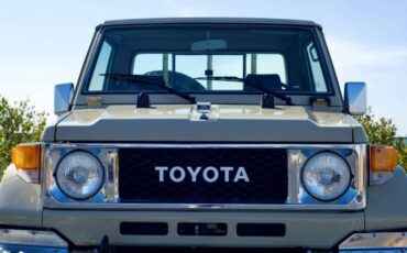 Toyota-Land-cruiser-1988-Custom-14
