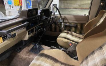 Toyota-Land-cruiser-1989-1