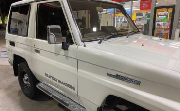 Toyota-Land-cruiser-1989-4