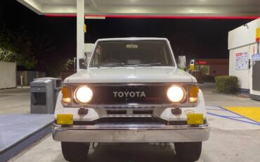 Toyota-Land-cruiser-1989-6