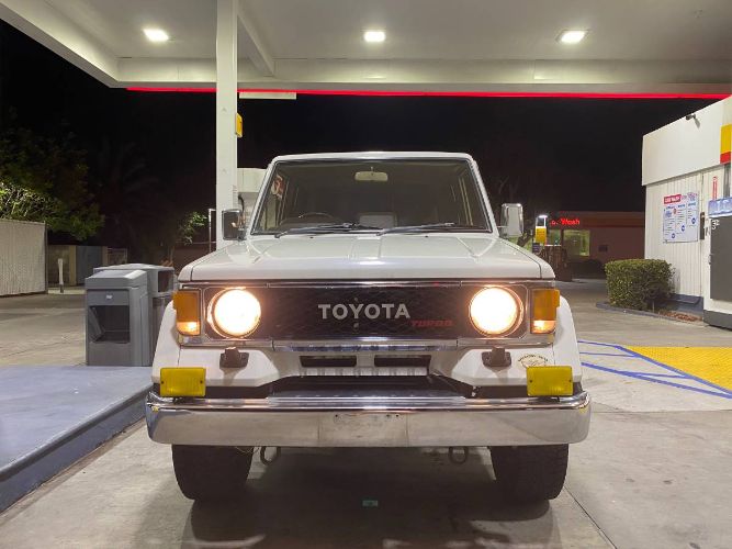 Toyota-Land-cruiser-1989-6