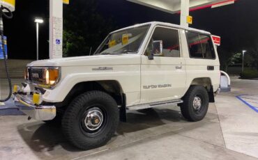 Toyota-Land-cruiser-1989-7