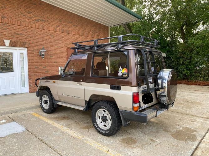 Toyota-Land-cruiser-1990-Brown-Brown-1