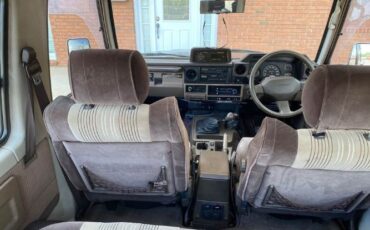 Toyota-Land-cruiser-1990-Brown-Brown-7