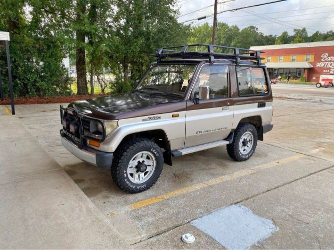 Toyota-Land-cruiser-1990-Brown-Brown