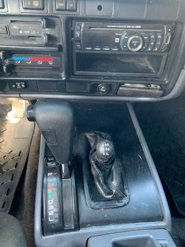 Toyota-Land-cruiser-1991-White-Gray-8