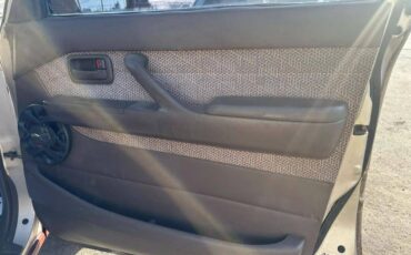 Toyota-Land-cruiser-1991-silver-12