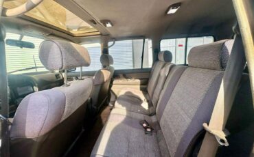 Toyota-Land-cruiser-1991-silver-17