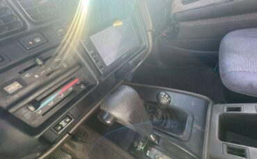 Toyota-Land-cruiser-1991-silver-22