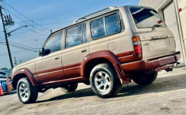 Toyota-Land-cruiser-1991-silver-3
