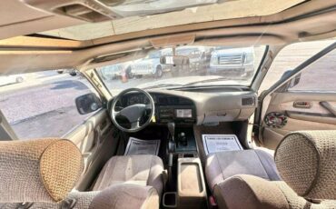 Toyota-Land-cruiser-1991-silver-6
