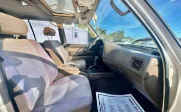 Toyota-Land-cruiser-1991-silver-7