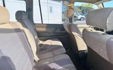 Toyota-Land-cruiser-1991-silver-8